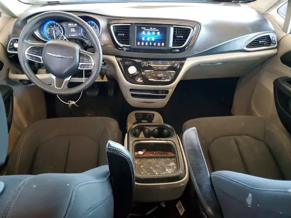 2C4RC1FG9JR278587 2018 CHRYSLER PACIFICA - Image 8