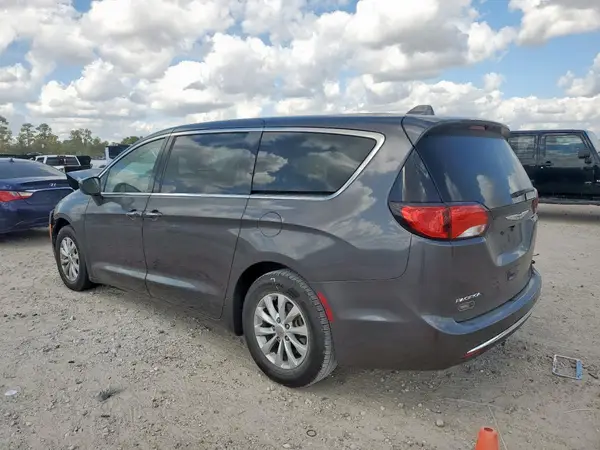 2C4RC1FG9JR279948 2018 CHRYSLER PACIFICA - Image 2