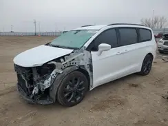 2C4RC1FG9JR350940 2018 CHRYSLER PACIFICA