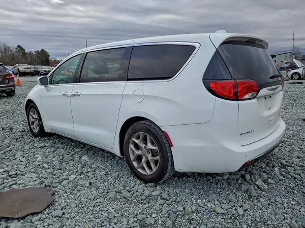 2C4RC1FG9JR352266 2018 CHRYSLER PACIFICA - Image 2