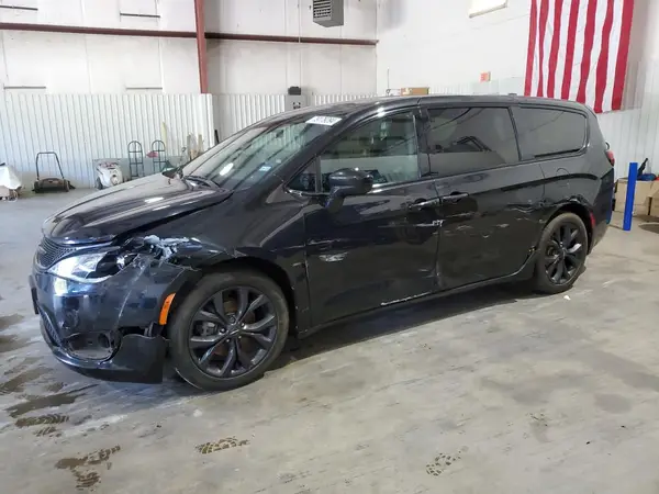 2C4RC1FG9JR357872 2018 CHRYSLER PACIFICA - Image 1