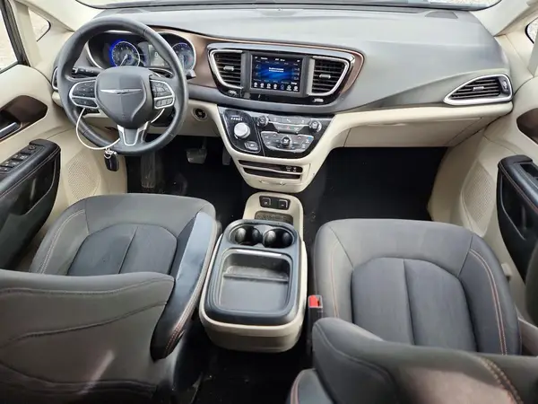 2C4RC1FG9KR505598 2019 CHRYSLER PACIFICA - Image 8