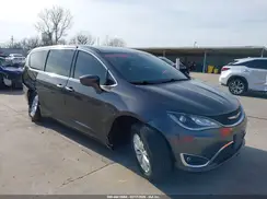 2C4RC1FG9KR576977 2019 CHRYSLER PACIFICA