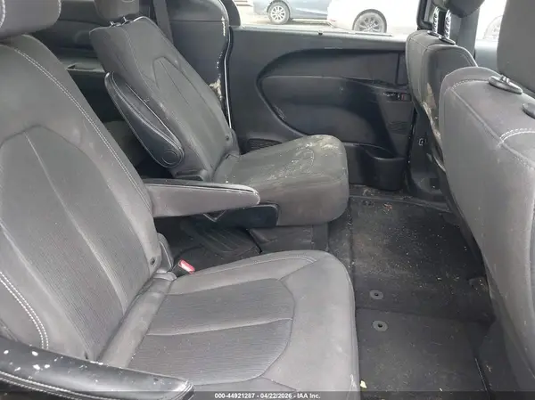 2C4RC1FG9KR593603 2019 CHRYSLER PACIFICA - Image 8
