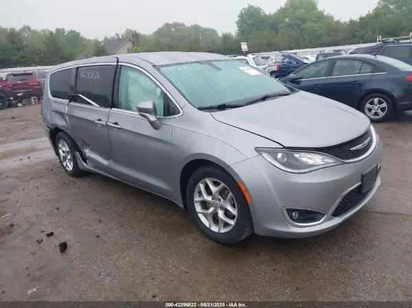 2C4RC1FG9KR629550 2019 CHRYSLER PACIFICA - Image 1
