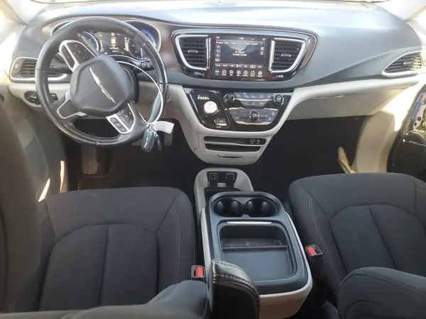 2C4RC1FG9KR639687 2019 CHRYSLER PACIFICA - Image 8