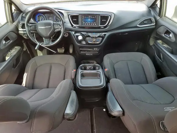 2C4RC1FG9KR654268 2019 CHRYSLER PACIFICA - Image 8