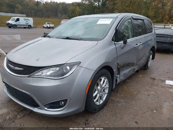 2C4RC1FG9LR232969 2020 CHRYSLER PACIFICA - Image 2