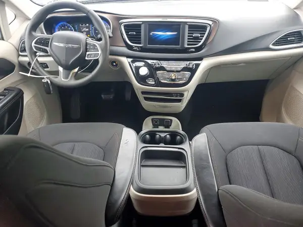 2C4RC1FGXJR111493 2018 CHRYSLER PACIFICA - Image 8