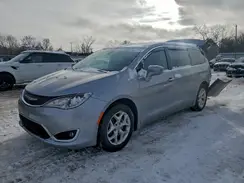 2C4RC1FGXJR122882 2018 CHRYSLER PACIFICA