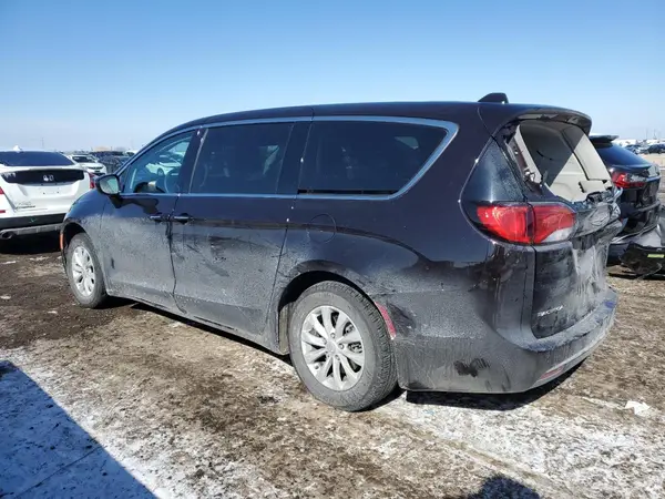 2C4RC1FGXJR123742 2018 CHRYSLER PACIFICA - Image 2