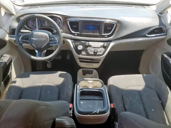 2C4RC1FGXJR139620 2018 CHRYSLER PACIFICA - Image 8