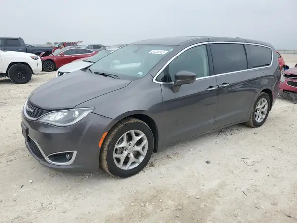 2C4RC1FGXJR175162 2018 CHRYSLER PACIFICA - Image 1