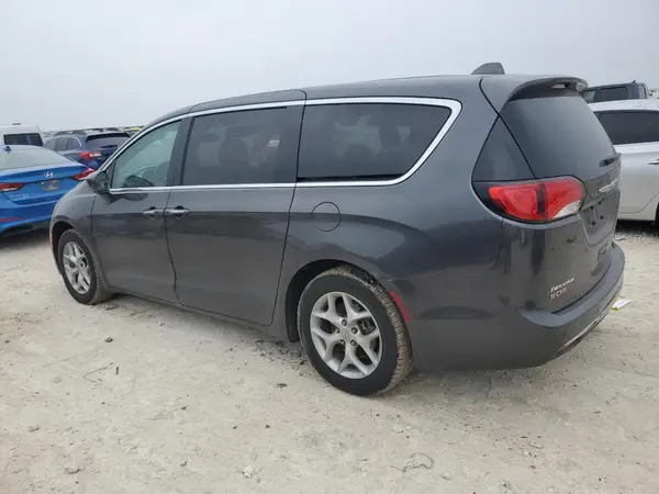 2C4RC1FGXJR175162 2018 CHRYSLER PACIFICA - Image 2