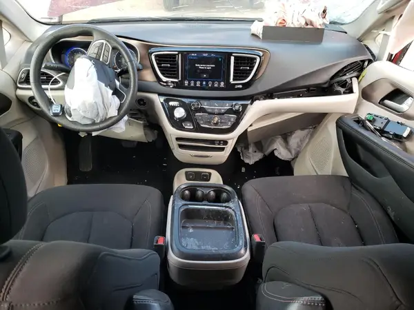 2C4RC1FGXJR212257 2018 CHRYSLER PACIFICA - Image 8