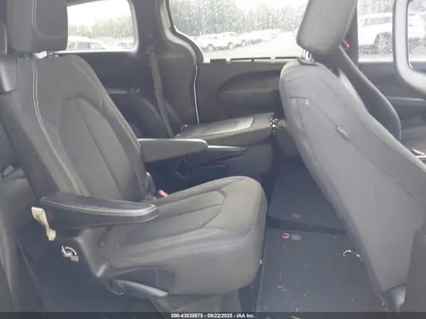 2C4RC1FGXJR226921 2018 CHRYSLER PACIFICA - Image 8