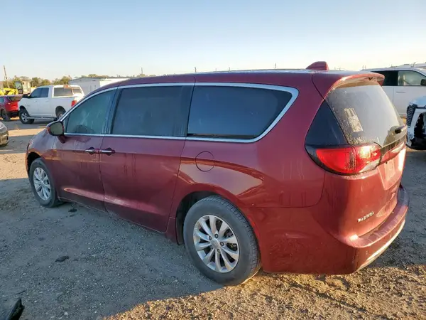 2C4RC1FGXJR228720 2018 CHRYSLER PACIFICA - Image 2