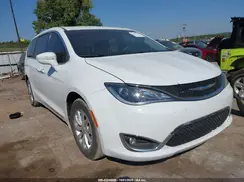 2C4RC1FGXJR260597 2018 CHRYSLER PACIFICA