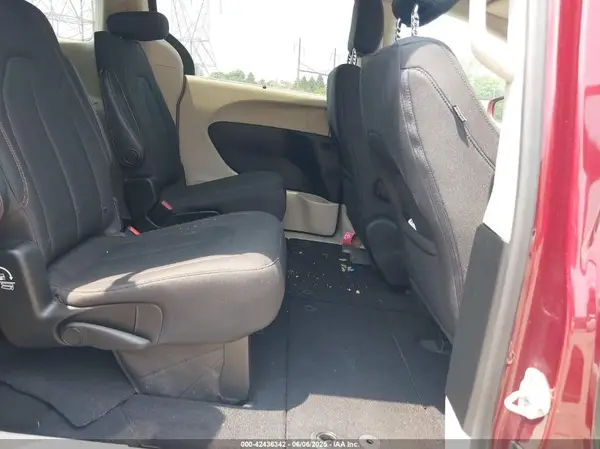 2C4RC1FGXJR279036 2018 CHRYSLER PACIFICA - Image 8