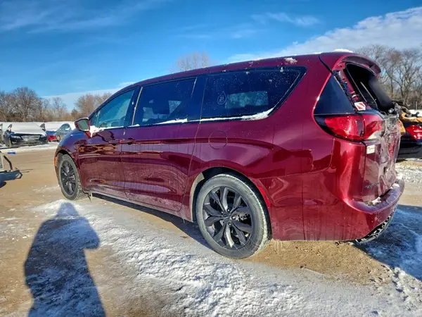 2C4RC1FGXJR334035 2018 CHRYSLER PACIFICA - Image 2