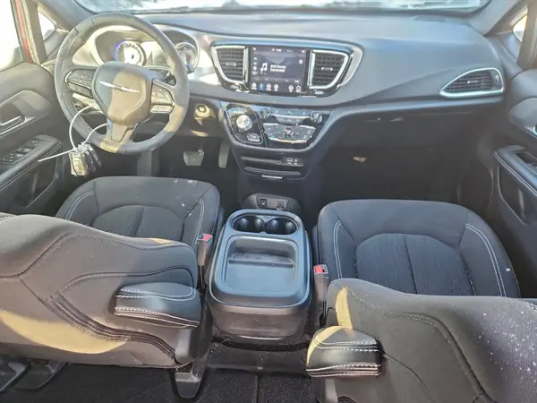 2C4RC1FGXJR334035 2018 CHRYSLER PACIFICA - Image 8