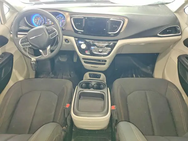 2C4RC1FGXJR351353 2018 CHRYSLER PACIFICA - Image 8