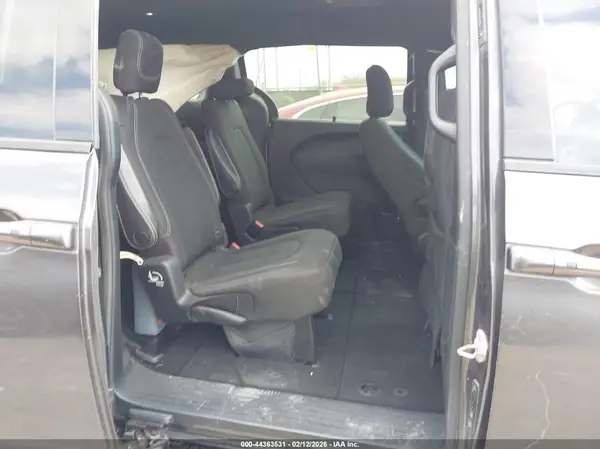 2C4RC1FGXJR357931 2018 CHRYSLER PACIFICA - Image 8