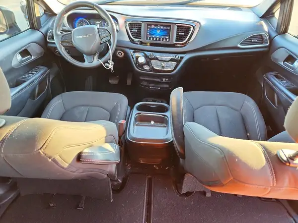 2C4RC1FGXJR362000 2018 CHRYSLER PACIFICA - Image 8