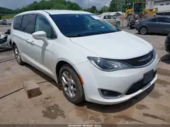 2C4RC1FGXKR508557 2019 CHRYSLER PACIFICA