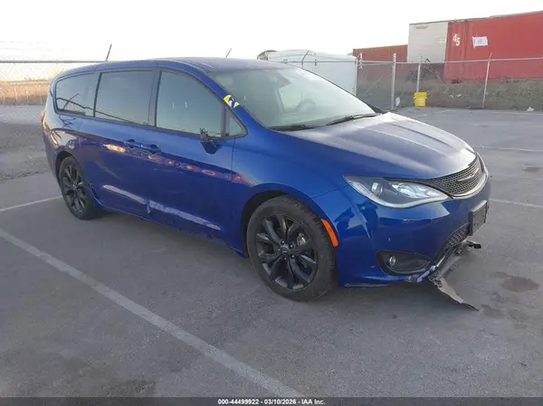 2C4RC1FGXKR532373 2019 CHRYSLER PACIFICA - Image 1
