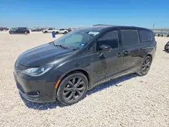 2C4RC1FGXKR548718 2019 CHRYSLER PACIFICA