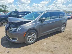 2C4RC1FGXKR561825 2019 CHRYSLER PACIFICA