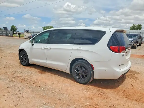 2C4RC1FGXKR702733 2019 CHRYSLER PACIFICA - Image 2