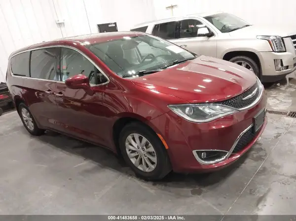 2C4RC1FGXKR706264 2019 CHRYSLER PACIFICA - Image 1