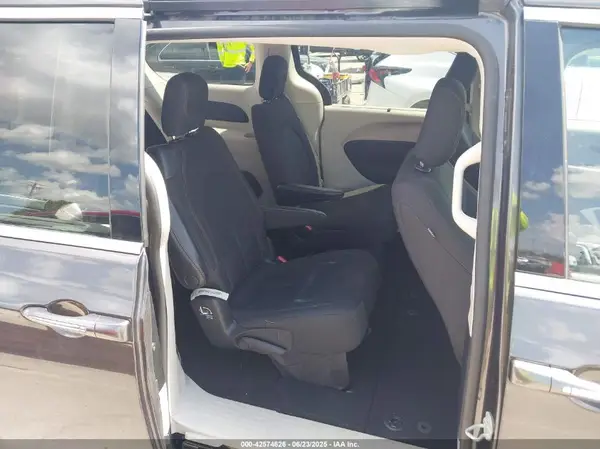 2C4RC1FGXLR158669 2020 CHRYSLER PACIFICA - Image 8