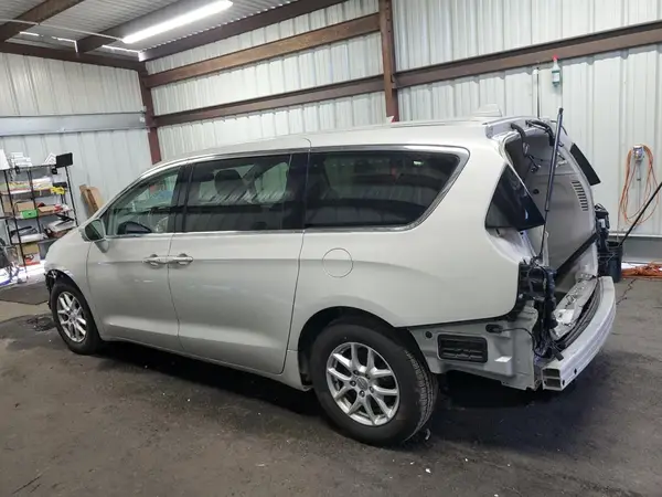 2C4RC1FGXLR216067 2020 CHRYSLER PACIFICA - Image 2