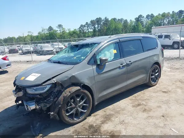 2C4RC1FGXMR500896 2021 CHRYSLER PACIFICA - Image 2