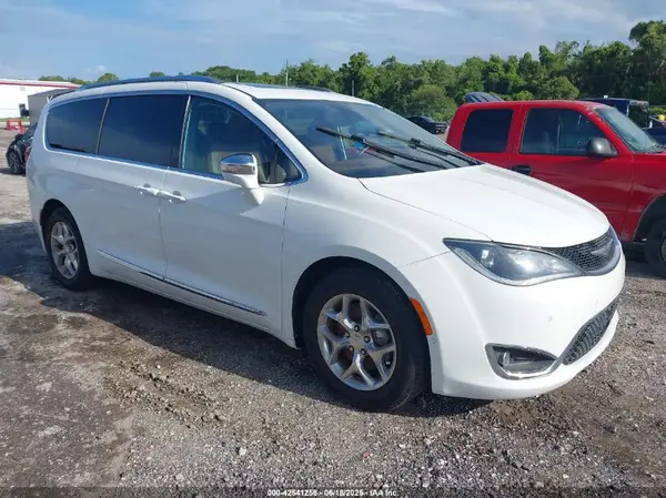 2C4RC1GG0HR505044 2017 CHRYSLER PACIFICA - Image 1