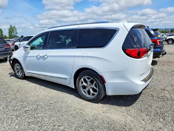 2C4RC1GG0HR505271 2017 CHRYSLER PACIFICA - Image 2