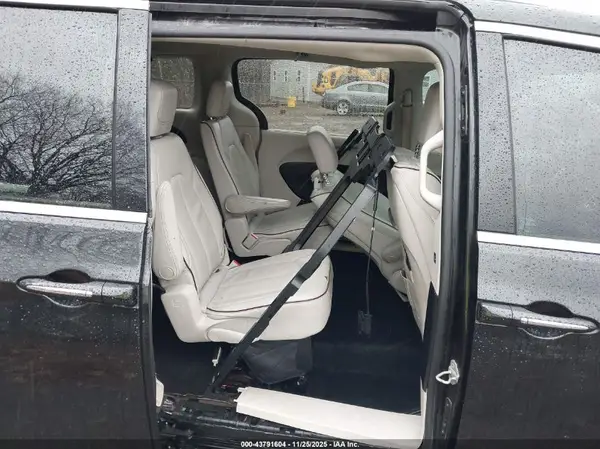 2C4RC1GG0HR514326 2017 CHRYSLER PACIFICA - Image 8