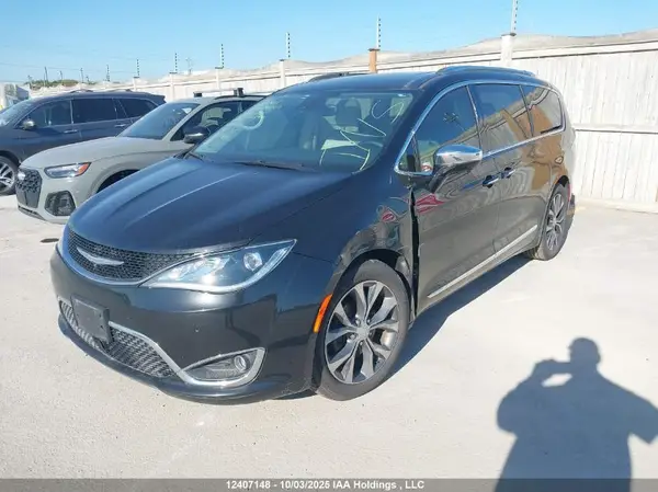 2C4RC1GG0HR540862 2017 CHRYSLER PACIFICA - Image 2