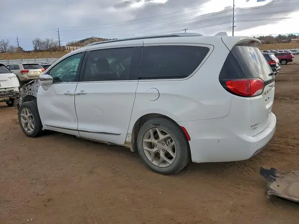 2C4RC1GG0HR577796 2017 CHRYSLER PACIFICA - Image 2