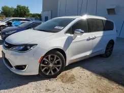 2C4RC1GG0HR583923 2017 CHRYSLER PACIFICA
