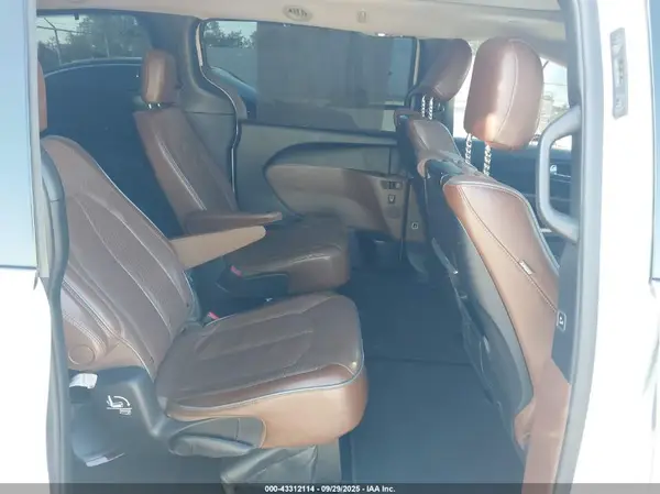 2C4RC1GG0HR584196 2017 CHRYSLER PACIFICA - Image 8