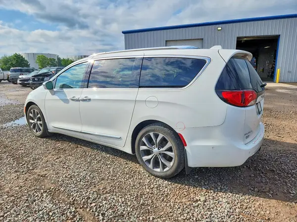2C4RC1GG0HR594324 2017 CHRYSLER PACIFICA - Image 2