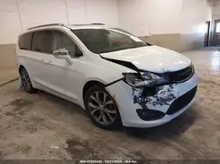 2C4RC1GG0HR597739 2017 CHRYSLER PACIFICA
