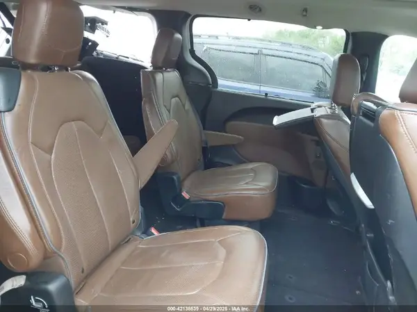 2C4RC1GG0HR598664 2017 CHRYSLER PACIFICA - Image 8