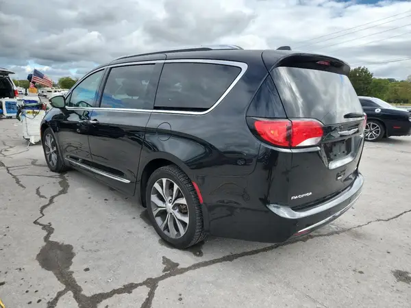 2C4RC1GG0HR665196 2017 CHRYSLER PACIFICA - Image 2