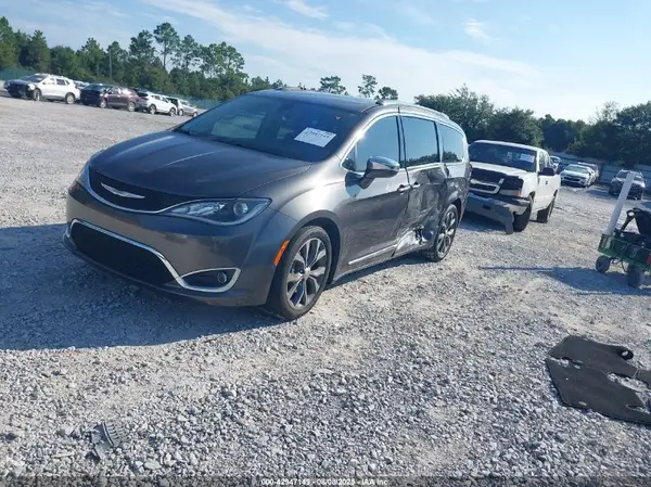 2C4RC1GG0HR734940 2017 CHRYSLER PACIFICA - Image 2