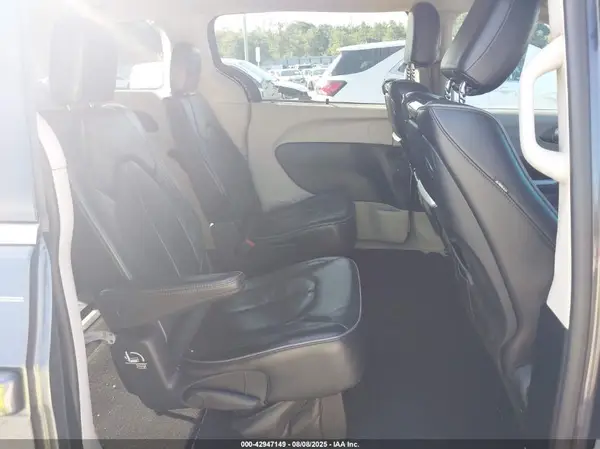 2C4RC1GG0HR734940 2017 CHRYSLER PACIFICA - Image 8